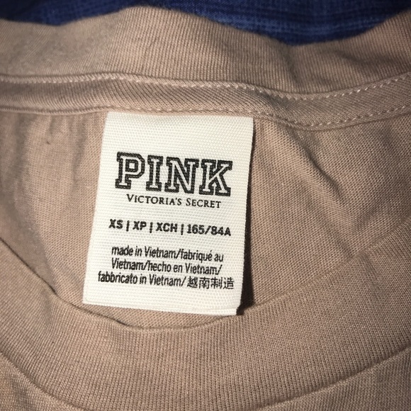 Pink tee 😍 - Picture 2 of 2